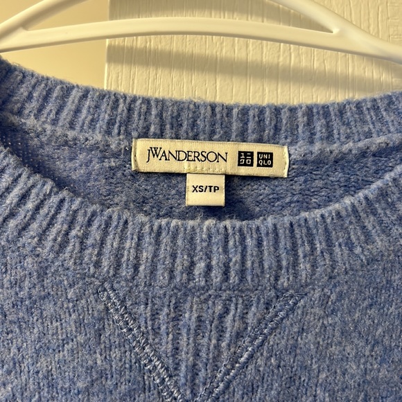 JW Anderson Uniqlo Sweater - Picture 2 of 4